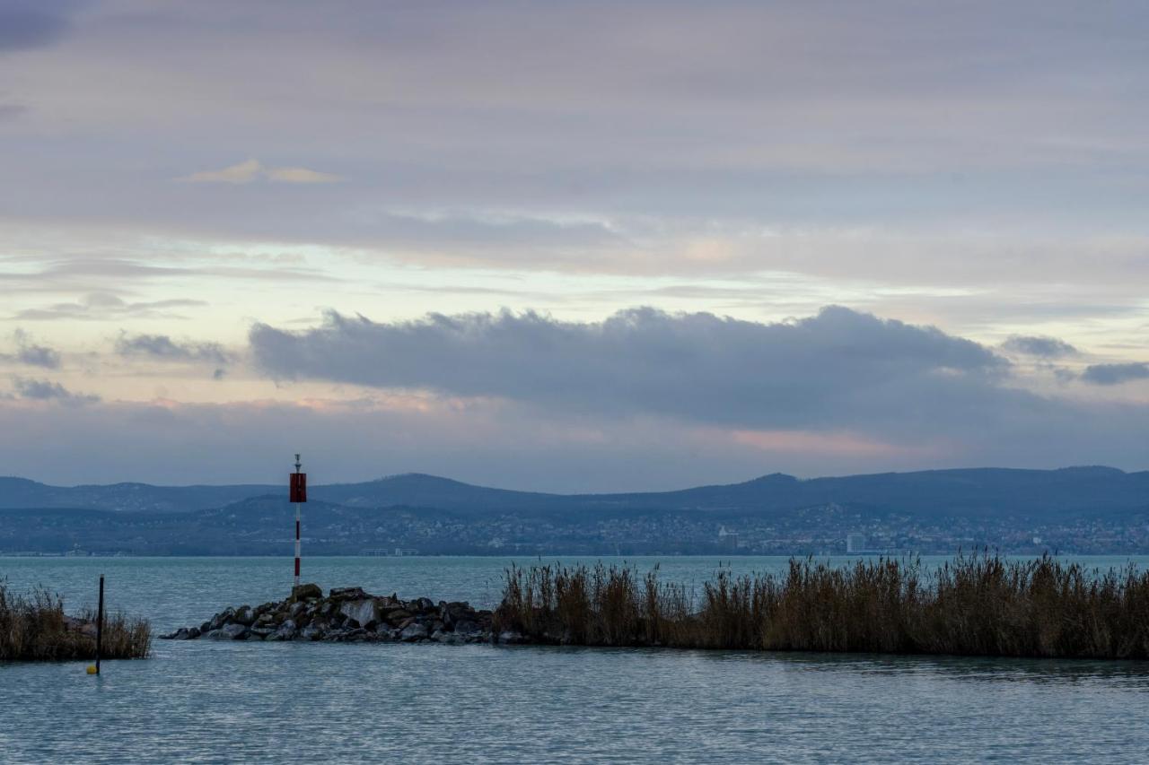 Zamardi Tok Hotel Buitenkant foto