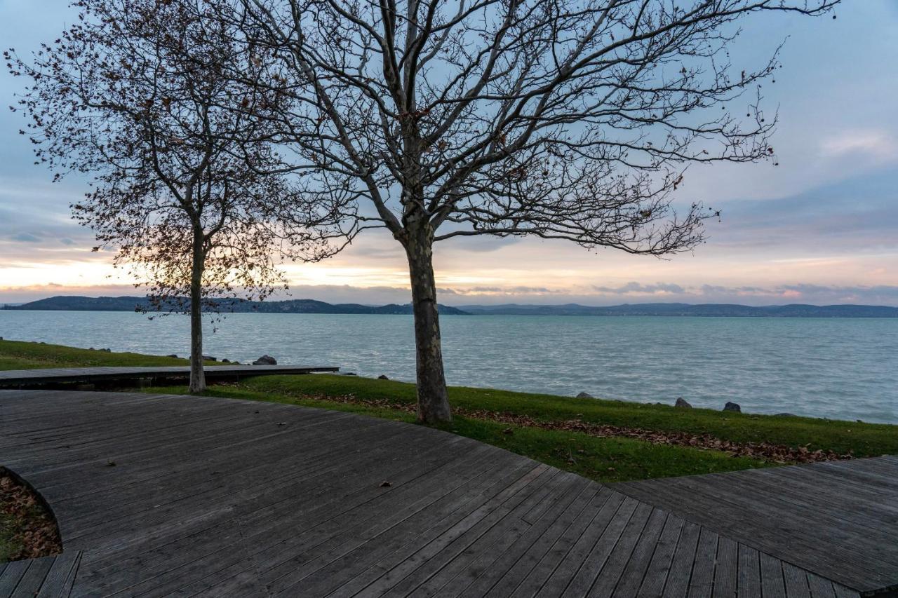 Zamardi Tok Hotel Buitenkant foto