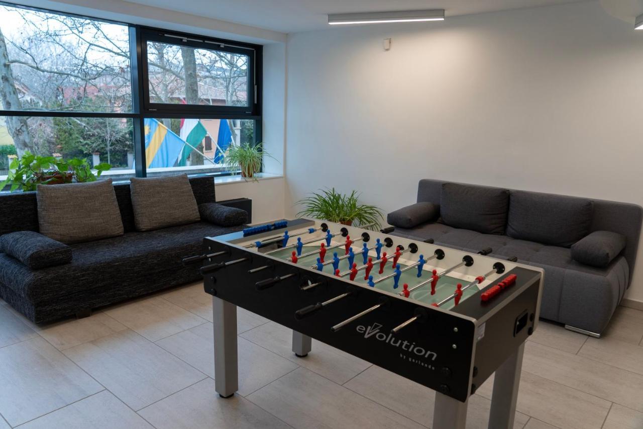 Zamardi Tok Hotel Buitenkant foto